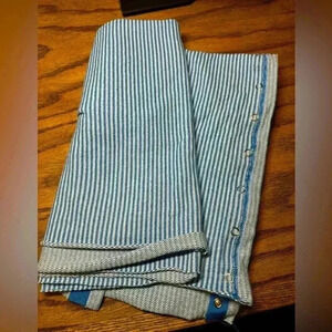 Lululemon Vinyasa Wrap Scarf Blue White Stripe